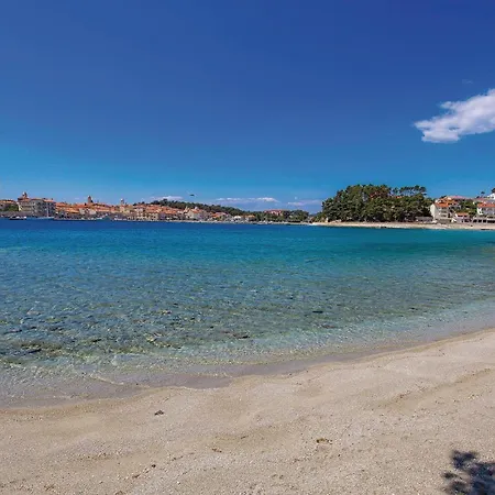 Pet Friendly In Rab With Wifi Apartamento