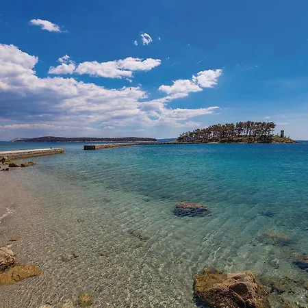 Pet Friendly In Rab With Wifi * Rab Town