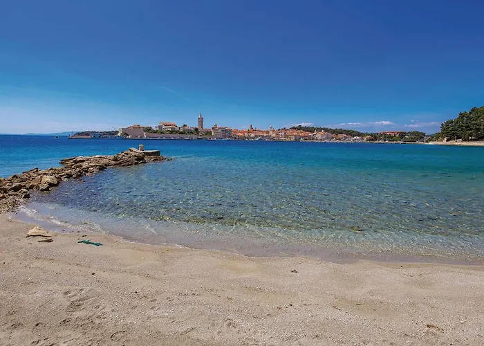 Lejlighed In Rab With House Sea View